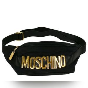 Moschino belt bag
